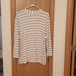 3/4 sleeve grey and white stripe shirt